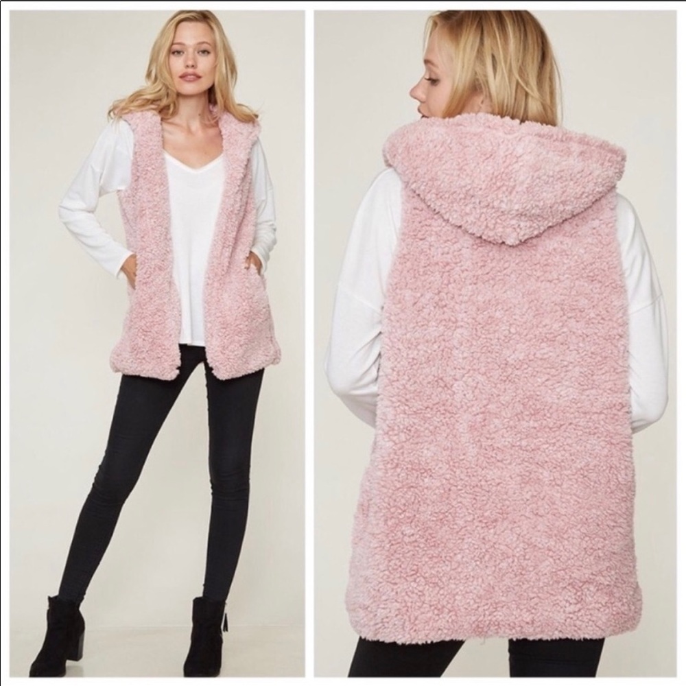 Blush pink faux Sherpa fur vest
